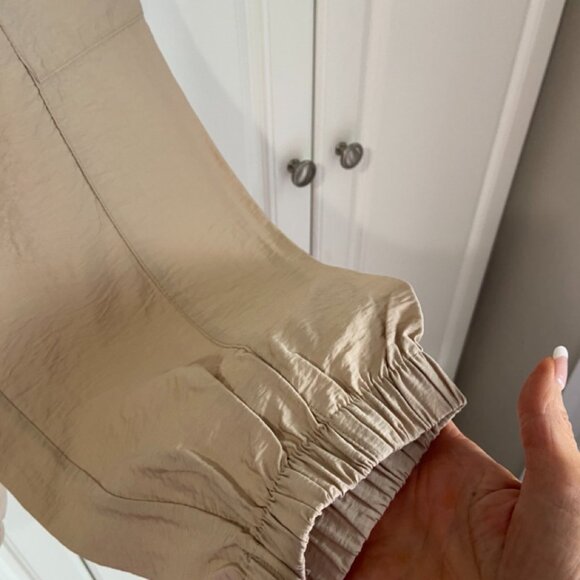 Primark Cares Elastic Cuffed Balloon Cargo Trousers in Sz 8-10 Khaki NWOT - Picture 3 of 15